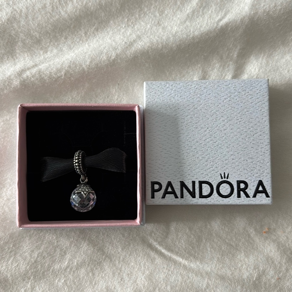 Pandora Christmas charm